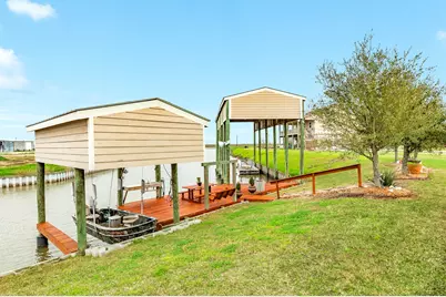 220 Kings Drive, Freeport, TX 77541 - Photo 13