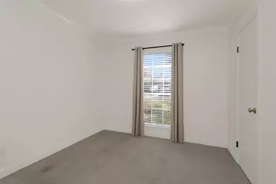 227 Crest Hill Drive, Conroe, TX 77301 - Photo 19