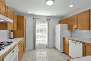 227 Crest Hill Dr, Conroe, TX 77301 - Photo 11
