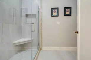 2 Woodstone St, Houston, TX 77024 - Photo 27