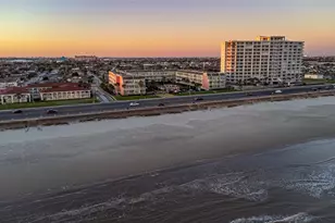 7820 Seawall Blvd, Galveston, TX 77551 - Photo 29