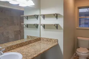 8521 Woodlyn Rd, Houston, TX 77028 - Photo 15