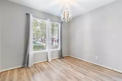 11 Belcarra Place, The Woodlands, TX 77382 - Photo 17