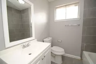 6706 Castleview Ln, Houston, TX 77489 - Photo 13