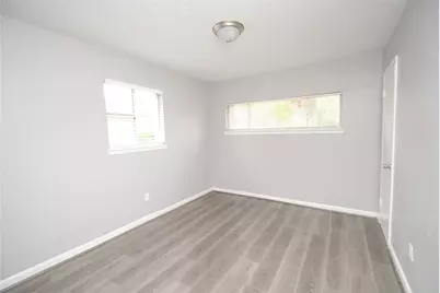 6706 Castleview Lane, Houston, TX 77489 - Photo 9