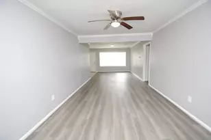 6706 Castleview Ln, Houston, TX 77489 - Photo 3