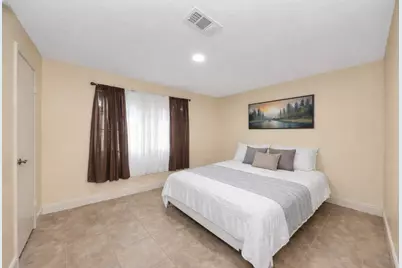 15419 Mesa Drive, Humble, TX 77396 - Photo 9