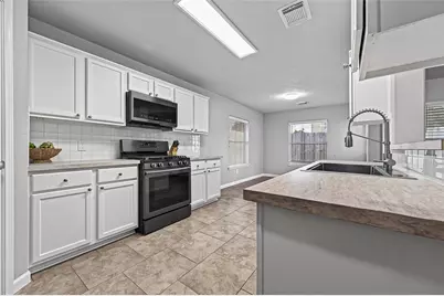 21715 Texian Court, Spring, TX 77388 - Photo 11