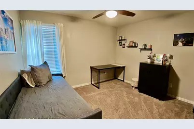 214 Club Crest Ln, Houston, TX 77009 - Photo 5