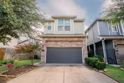 214 Club Crest Ln, Houston, TX 77009 - Photo 1