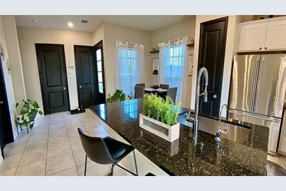 214 Club Crest Ln, Houston, TX 77009 - Photo 3