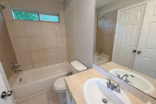5408 Groveton St, Houston, TX 77033 - Photo 13