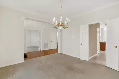 9423 Walnut Brook Court, Houston, TX 77040 - Photo 15