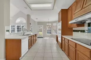 9423 Walnut Brook Ct, Houston, TX 77040 - Photo 11