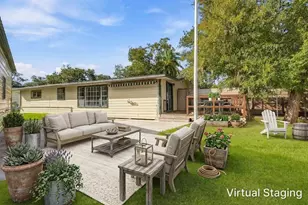 301 Azalea St, Lake Jackson, TX 77566 - Photo 21