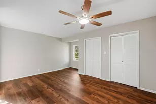 301 Azalea St, Lake Jackson, TX 77566 - Photo 13