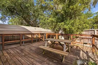 301 Azalea Street, Lake Jackson, TX 77566 - Photo 19