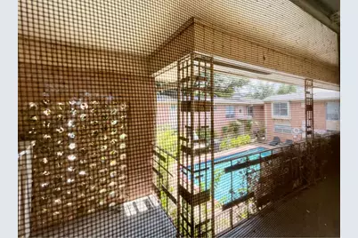 3420 Mount Vernon Street #8, Houston, TX 77006 - Photo 11