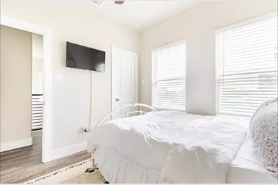 1740 Cove Crescent Court, Houston, TX 77055 - Photo 29