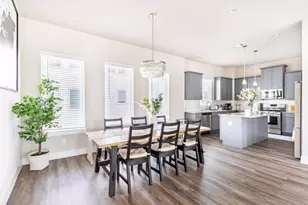 1740 Cove Cres Ct, Houston, TX 77055 - Photo 7