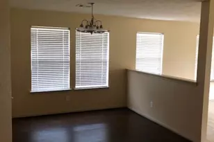 32107 Anne Ln, Pinehurst, TX 77362 - Photo 5
