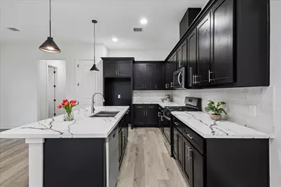 8715 Shotwell Street #B, Houston, TX 77016 - Photo 5