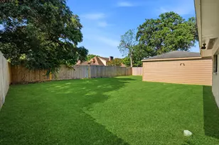 14735 Delbarton Dr, Houston, TX 77083 - Photo 39