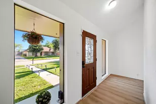 14735 Delbarton Dr, Houston, TX 77083 - Photo 9