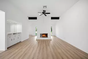 14735 Delbarton Dr, Houston, TX 77083 - Photo 17