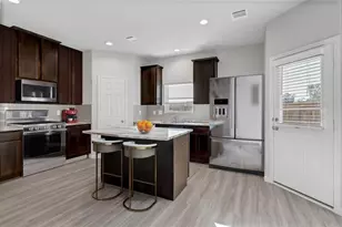 9992 Enclave Grove, Willis, TX 77318 - Photo 5