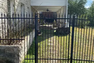 2002 Ave O, Huntsville, TX 77340 - Photo 1