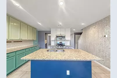 8310 Oakleaf Meadow Court, Rosharon, TX 77583 - Photo 9