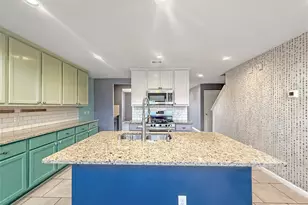 8310 Oakleaf Meadow Ct, Rosharon, TX 77583 - Photo 9