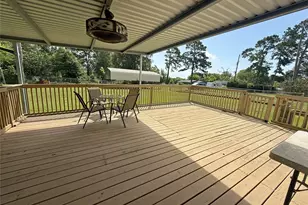 51 E Oakridge Dr, Point Blank, TX 77364 - Photo 5