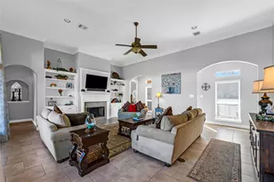 1910 Fox Trot Cir, Richmond, TX 77406 - Photo 5