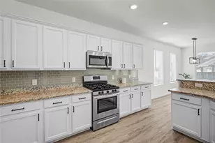 19010 Sonora Chase Dr, Roman Forest, TX 77357 - Photo 9