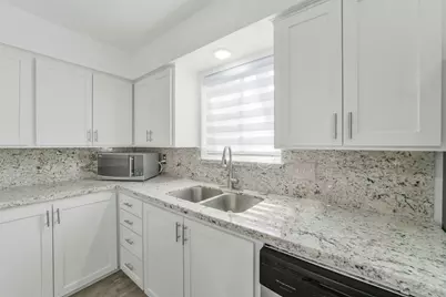 1823 Cherry Bend Drive, Houston, TX 77077 - Photo 11