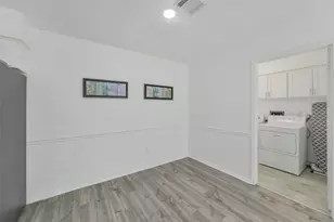 1823 Cherry Bend Dr, Houston, TX 77077 - Photo 13