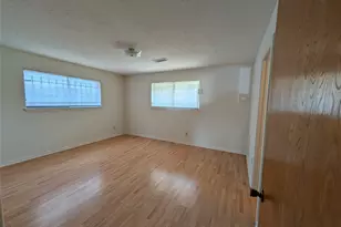 322 Ravenhead Dr, Houston, TX 77034 - Photo 5