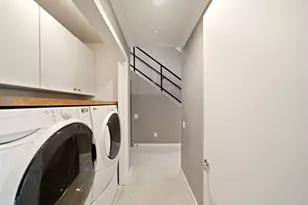 913 Saulnier St, Houston, TX 77019 - Photo 5