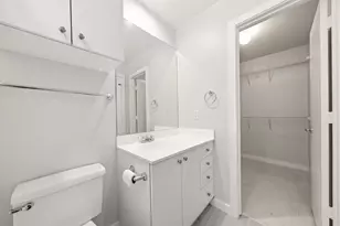 913 Saulnier St, Houston, TX 77019 - Photo 19