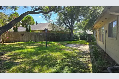 11102 Fall Breeze Drive, Houston, TX 77064 - Photo 21
