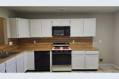 11102 Fall Breeze Drive, Houston, TX 77064 - Photo 7