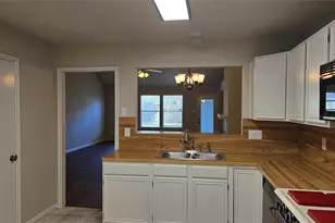 11102 Fall Breeze Dr, Houston, TX 77064 - Photo 9