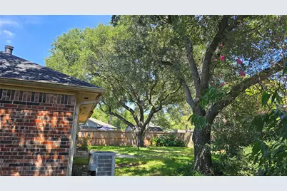 11102 Fall Breeze Drive, Houston, TX 77064 - Photo 25