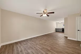 7714 Renwick Dr, Houston, TX 77081 - Photo 11