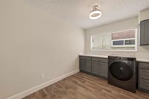 7714 Renwick Dr, Houston, TX 77081 - Photo 15