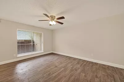 7714 Renwick Drive #M68, Houston, TX 77081 - Photo 19