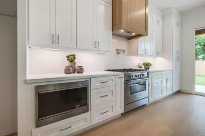 902 E 25th Street, Houston, TX 77009 - Photo 21