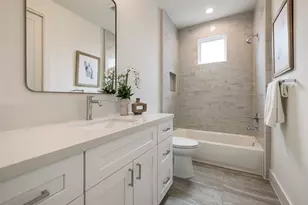 902 E 25th St, Houston, TX 77009 - Photo 35